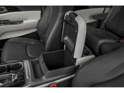 2024 Kia Carnival EX INCOMING