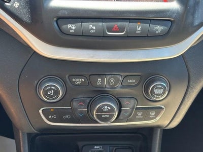 2017 Jeep Cherokee Limited FWD