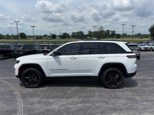 2023 Jeep Grand Cherokee Altitude 4x4