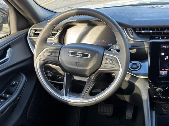 2023 Jeep Grand Cherokee L Altitude 4x4