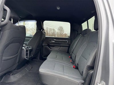 2022 RAM 1500 Big Horn Crew Cab 4x4 5'7" Box