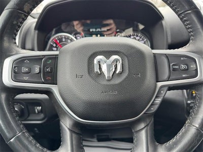 2022 RAM 1500 Big Horn Crew Cab 4x4 5'7" Box