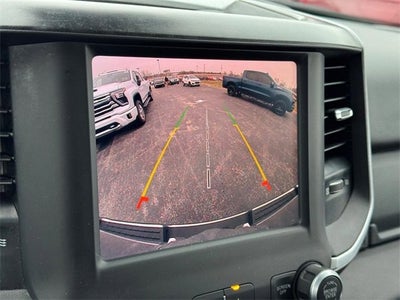 2022 RAM 1500 Big Horn Crew Cab 4x4 5'7" Box