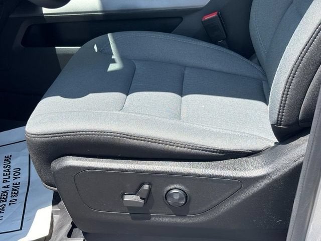2021 RAM 1500 Big Horn Quad Cab 4x4 6'4" Box