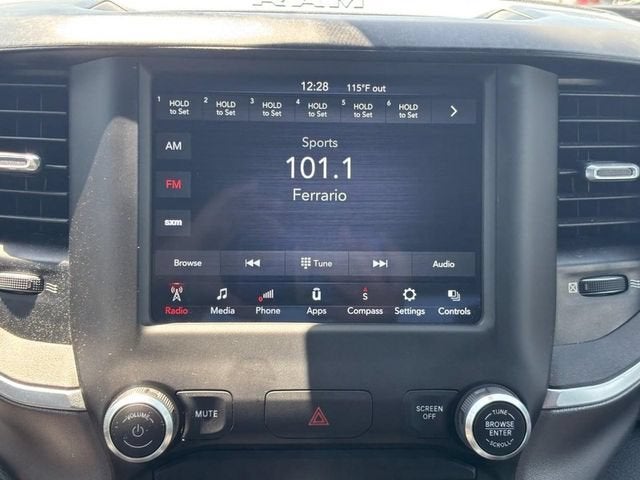 2021 RAM 1500 Big Horn Quad Cab 4x4 6'4" Box