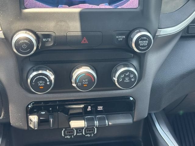 2021 RAM 1500 Big Horn Quad Cab 4x4 6'4" Box