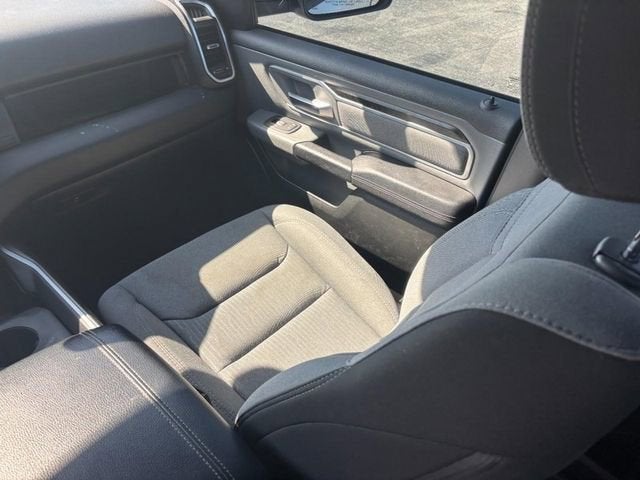 2021 RAM 1500 Big Horn Crew Cab 4x4 5'7" Box