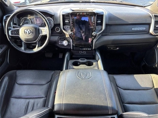 2020 RAM 1500 Laramie Crew Cab 4x4 5'7" Box