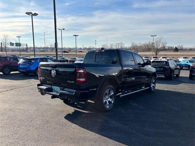 2020 RAM 1500 Laramie Crew Cab 4x4 5'7" Box