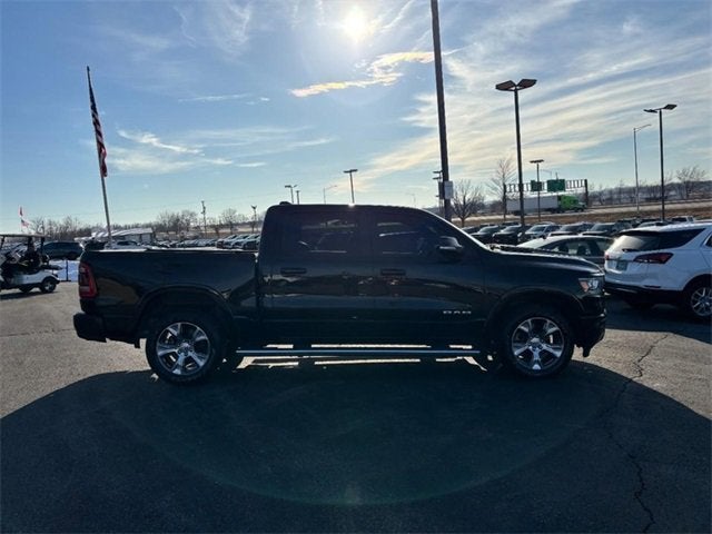 2020 RAM 1500 Laramie Crew Cab 4x4 5'7" Box