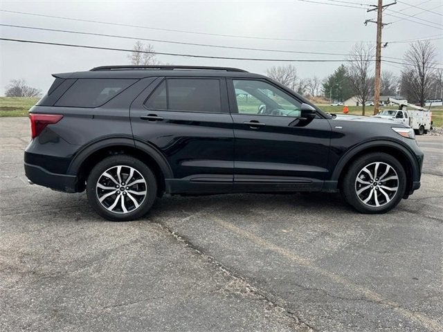 2022 Ford Explorer ST-Line