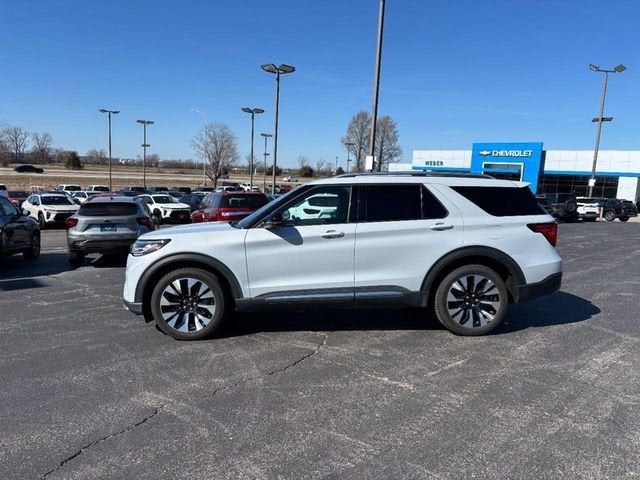 2025 Ford Explorer Platinum
