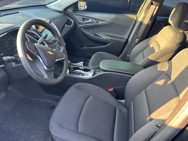 2025 Chevrolet Malibu LS