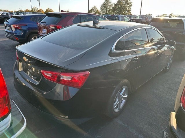 2025 Chevrolet Malibu LS