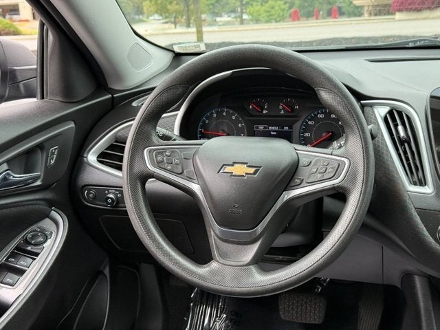 2022 Chevrolet Malibu LS