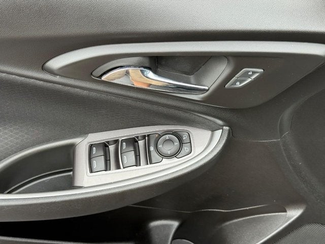 2022 Chevrolet Malibu LS
