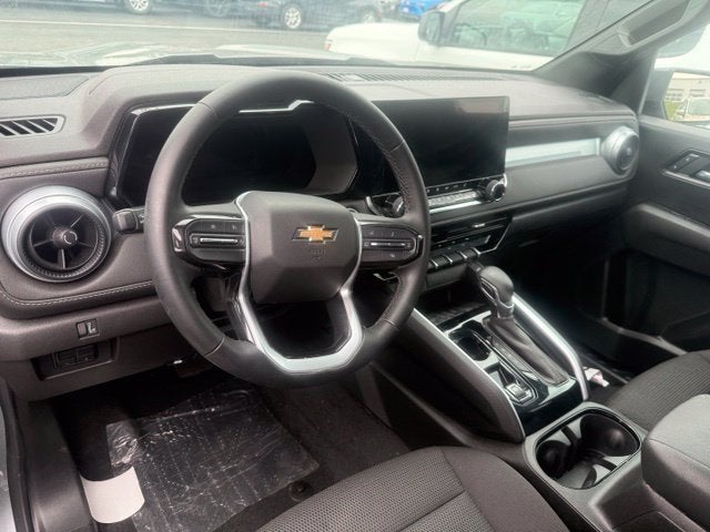2025 Chevrolet Colorado WT/LT