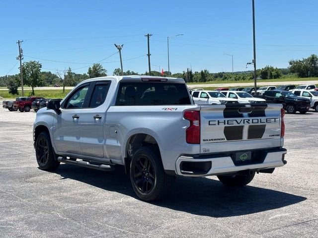 2022 Chevrolet Silverado 1500 LTD Custom