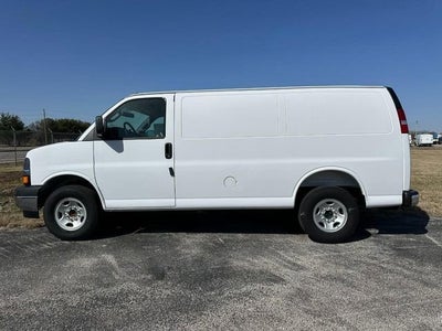 2025 Chevrolet Express Cargo WT