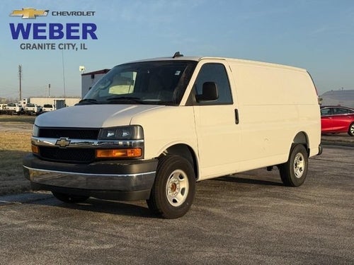 2025 Chevrolet Express Cargo WT
