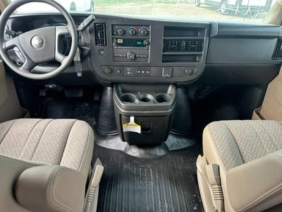2025 Chevrolet Express Cargo WT