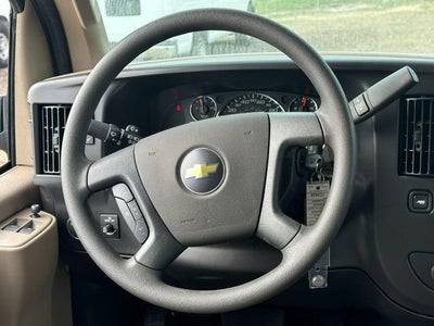 2025 Chevrolet Express Cargo WT