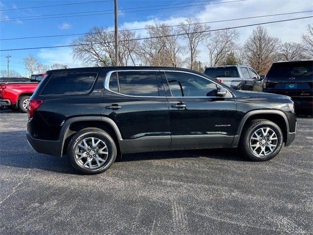 2022 GMC Acadia SLE