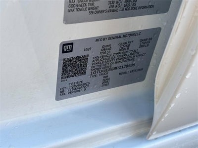 2023 GMC Sierra 1500 AT4