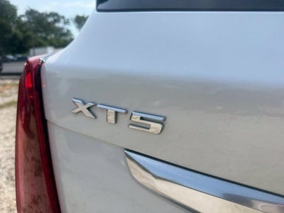 2022 Cadillac XT5 AWD Premium Luxury
