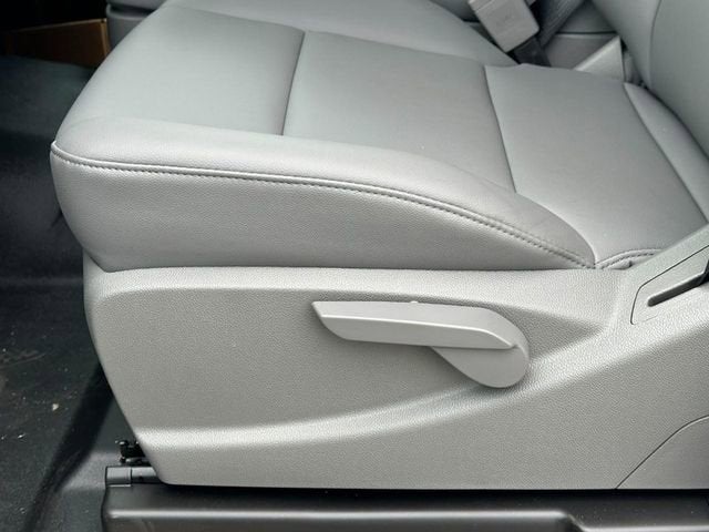 2024 Chevrolet Silverado 5500 HD Work Truck