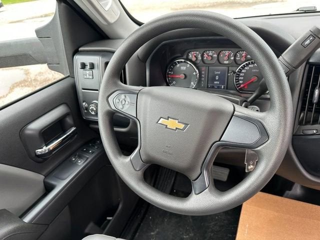 2024 Chevrolet Silverado 5500 HD Work Truck