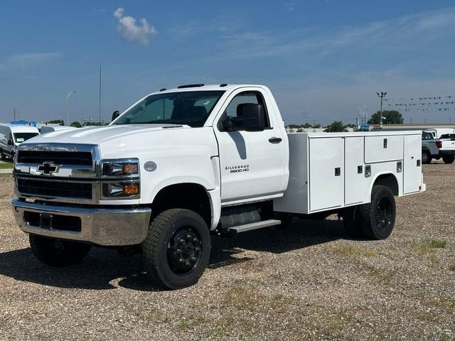 2024 Chevrolet Silverado 5500 HD Work Truck