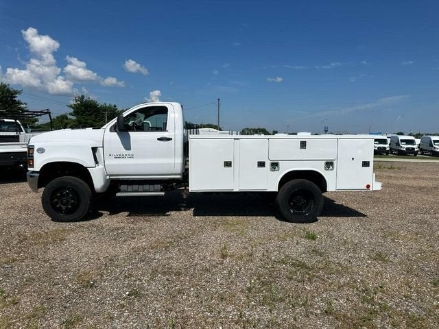 2024 Chevrolet Silverado 5500 HD Work Truck