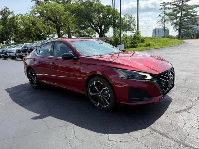 2024 Nissan Altima SR Intelligent AWD