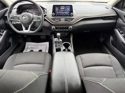 2023 Nissan Altima SV FWD