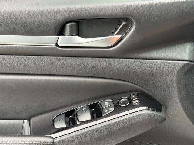 2023 Nissan Altima SV FWD