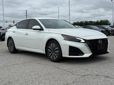 2023 Nissan Altima SV FWD