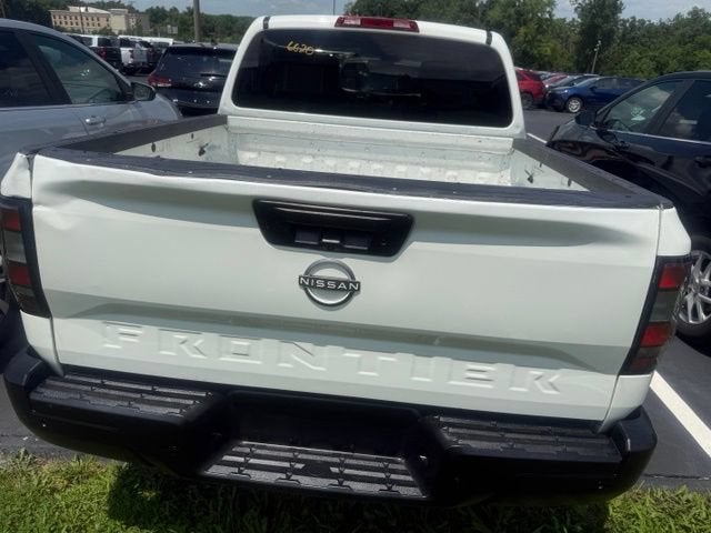 2024 Nissan Frontier Crew Cab S 4x2