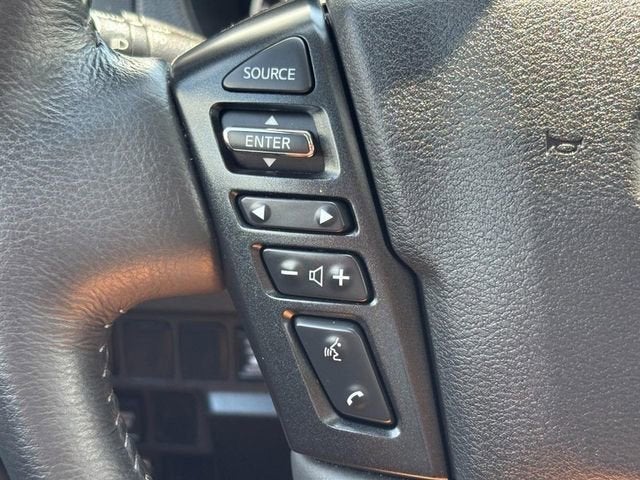 2024 Nissan Frontier Crew Cab SL 4x2