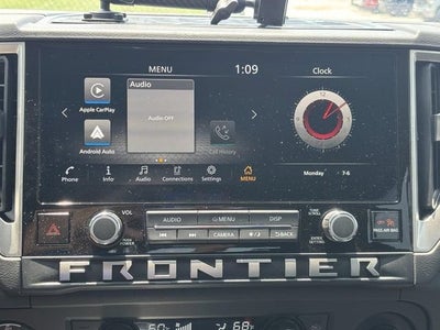 2025 Nissan Frontier Crew Cab SV 4x4