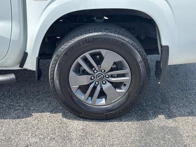 2025 Nissan Frontier Crew Cab SV 4x4