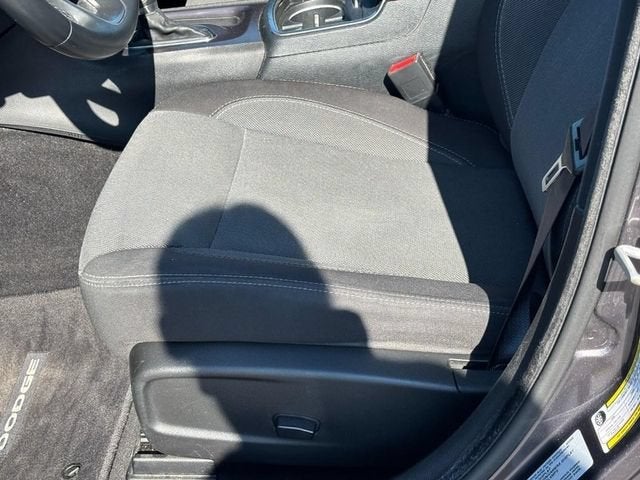 2015 Dodge Charger SE