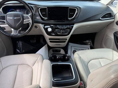 2021 Chrysler Pacifica Touring L