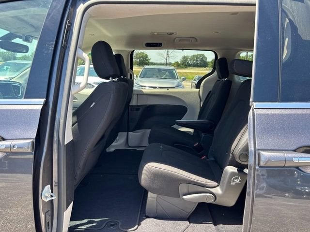 2020 Chrysler Pacifica Touring
