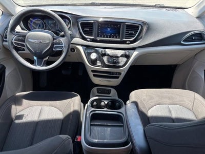 2020 Chrysler Pacifica Touring