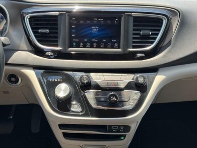 2020 Chrysler Pacifica Touring