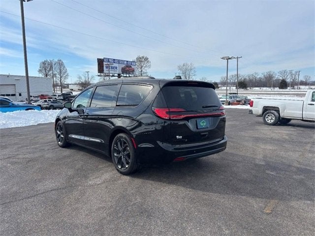 2025 Chrysler Pacifica Limited