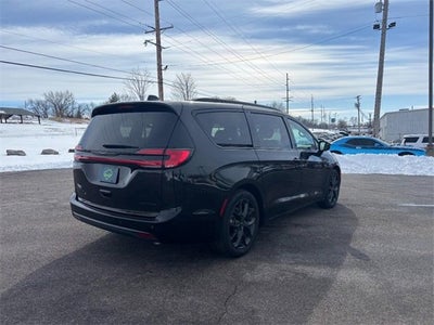 2025 Chrysler Pacifica Limited