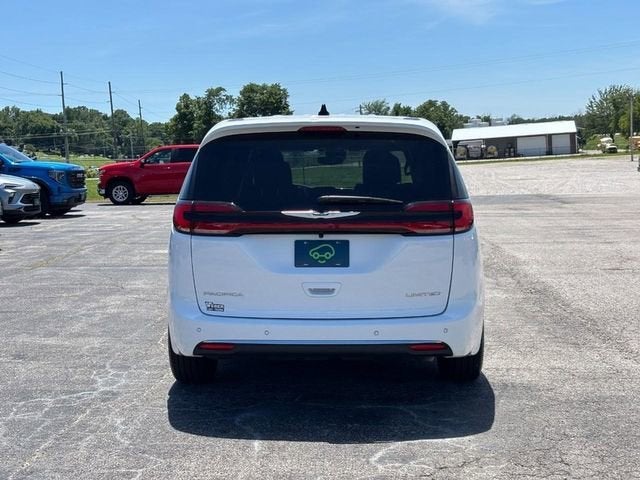 2026 Chrysler Pacifica Limited