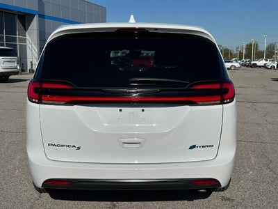 2022 Chrysler Pacifica Hybrid Touring L